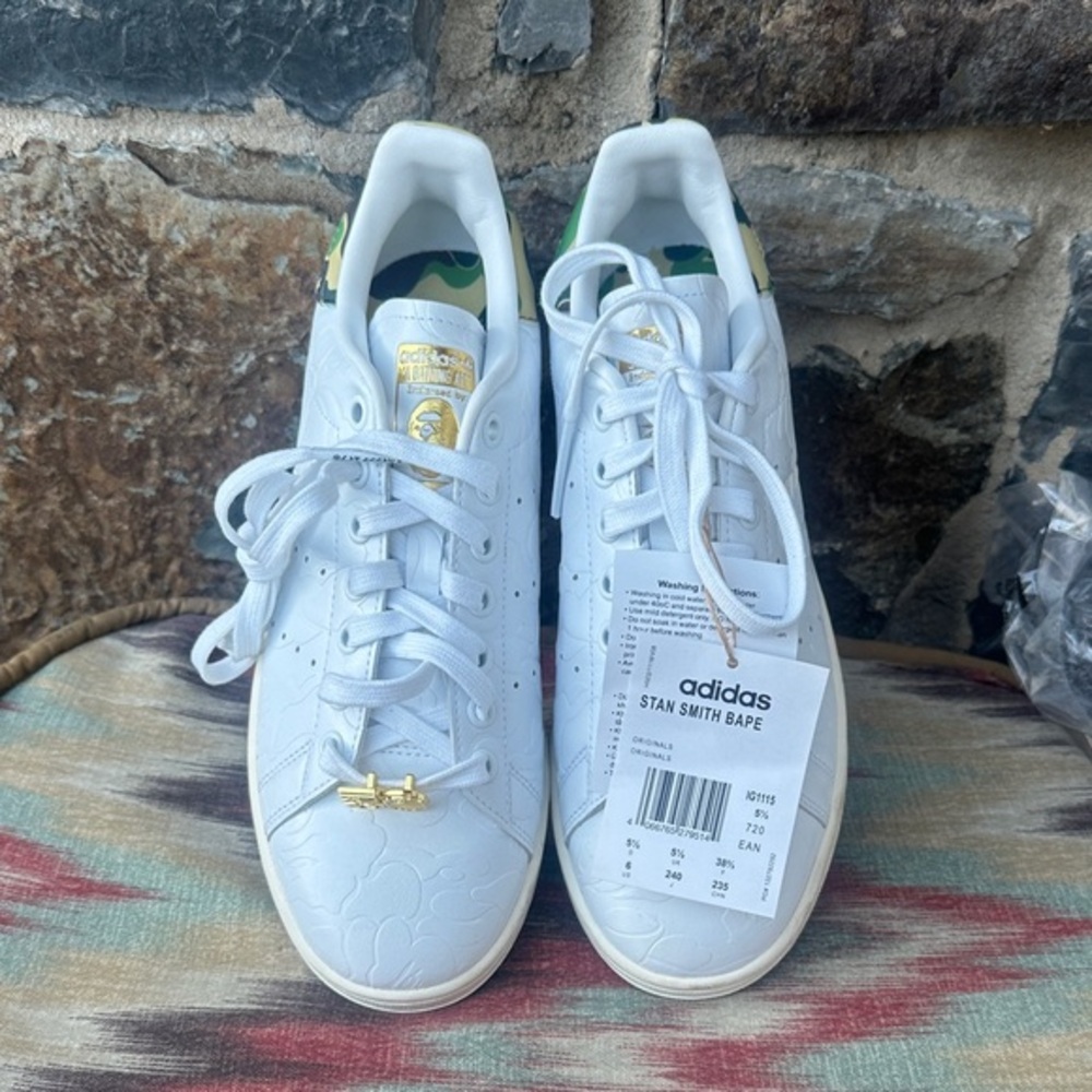 RARE NWT Adidas x BAPE Stan Smith White Camo Sneakers Women’s 6 / Men’s 5.5